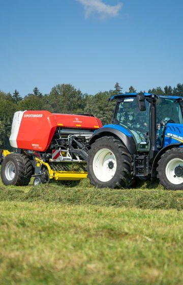 Rundballepresse_traktor_pöttinger_impress_f_3130 (3)