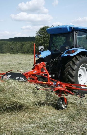 Sprederive_traktor_kuhn_GF-502 (4)