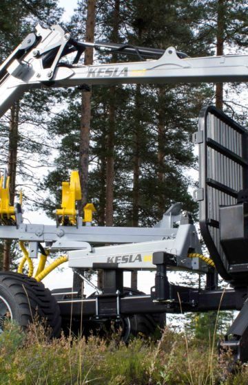 Stegmater_traktor_kesla_40lfe (1)