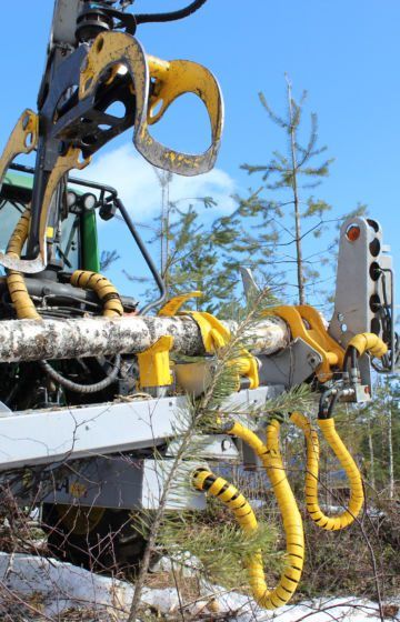 Stegmater_traktor_kesla_40lfe (10)