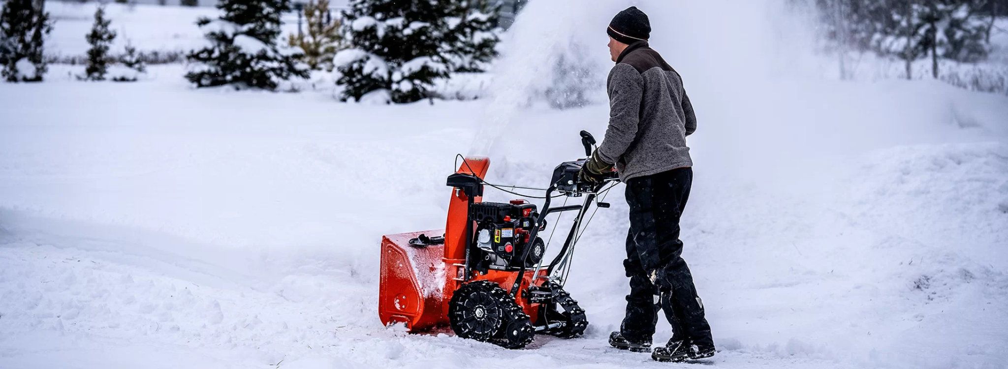 Ariens COMPACT snøfreser – kompakt og brukervennlig maskin med kraftig motor og effektiv snørydding, ideell for små og mellomstore områder.Ariens COMPACT snøfreser – kompakt og brukervennlig maskin med kraftig motor og effektiv snørydding, ideell for små og mellomstore områder.